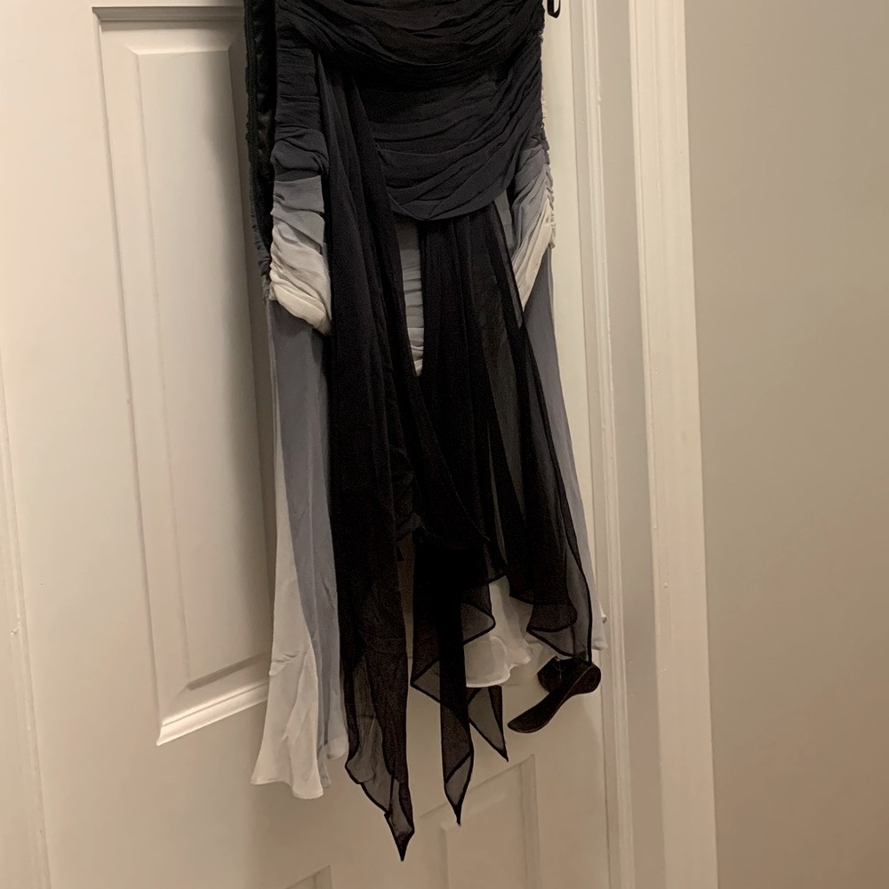 Dress - Picture 3 of 7